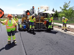 Îmbunătățirea siguranței la locul de muncă cu echipamentele moderne de asfaltare 8 Îmbunătățirea siguranței la locul de muncă cu echipamentele moderne de asfaltare 7
